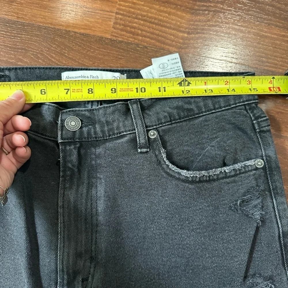 Abercrombie Ultra High Rise Ankle Straight Jeans washed black Sz 8 (29)